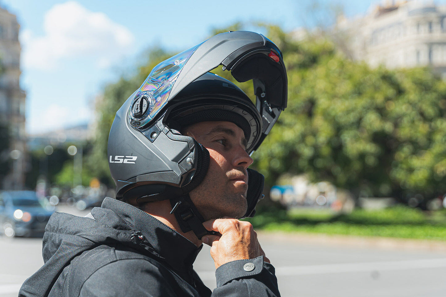 LS2 Strobe II Helmet Solid Matt Black